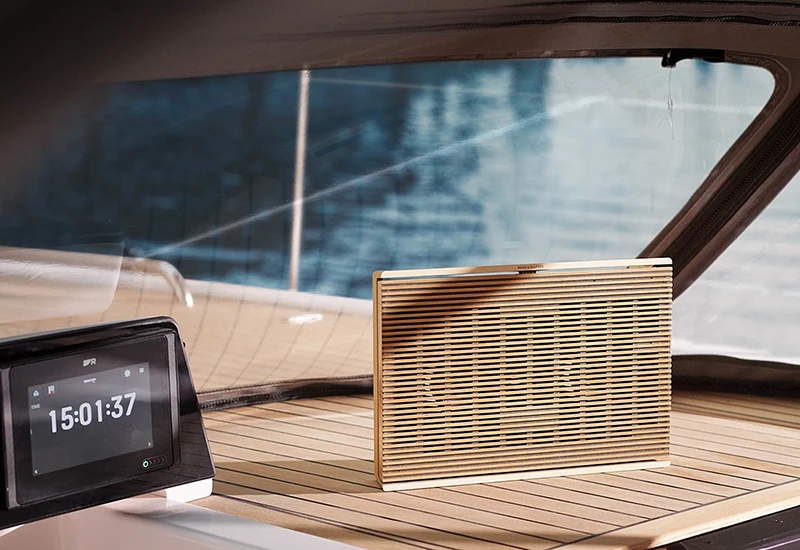 حرفه ای در دریا Bang & Olufsen
