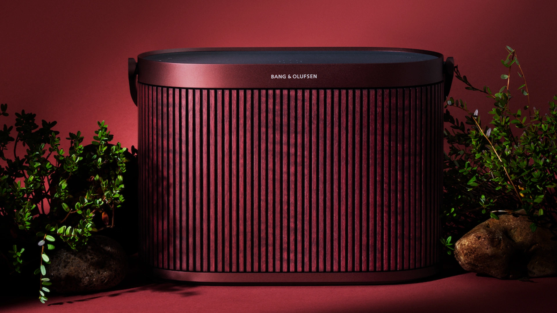 طراحی منحصر به فرد اسپیکر BeoSound 5 بنگ اند اولافسن