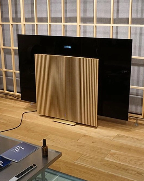چرا تلویزیون Bang & Olufsen گران است. 