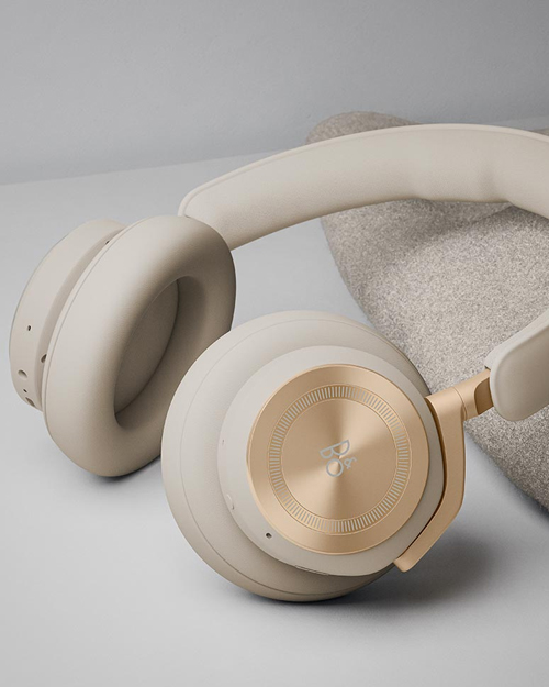 Bang & Olufsen Beoplay HX بهترین هدفون Bang & Olufsen برای موسیقی