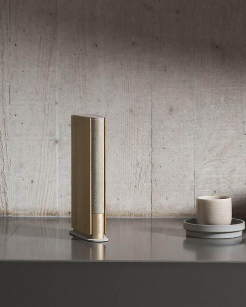 اسپیکر Beosound Emerge bang olufsen