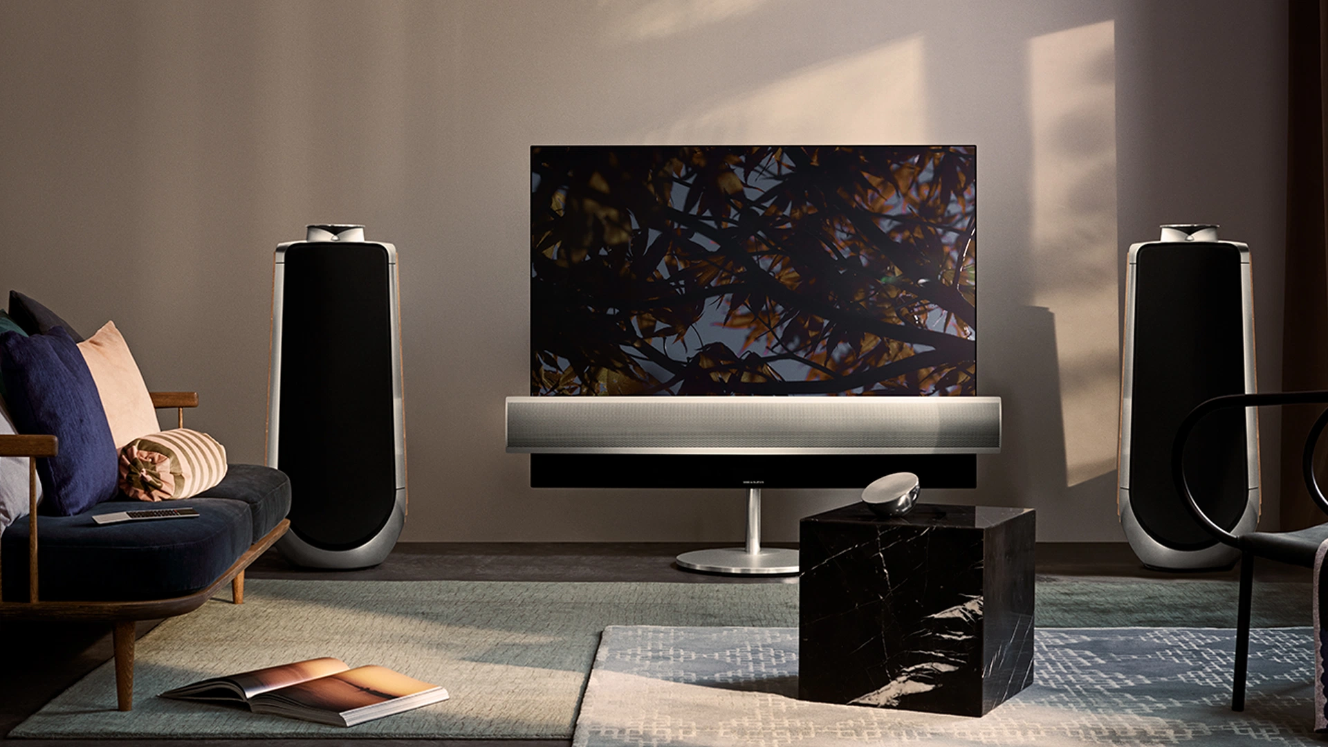 اسپیکرهای لوکس Bang & Olufsen برای خانه‌های مدرن