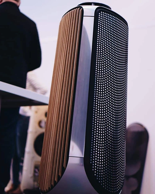 تمرکز بر اصالت صوتی و زیبایی Beolab 50