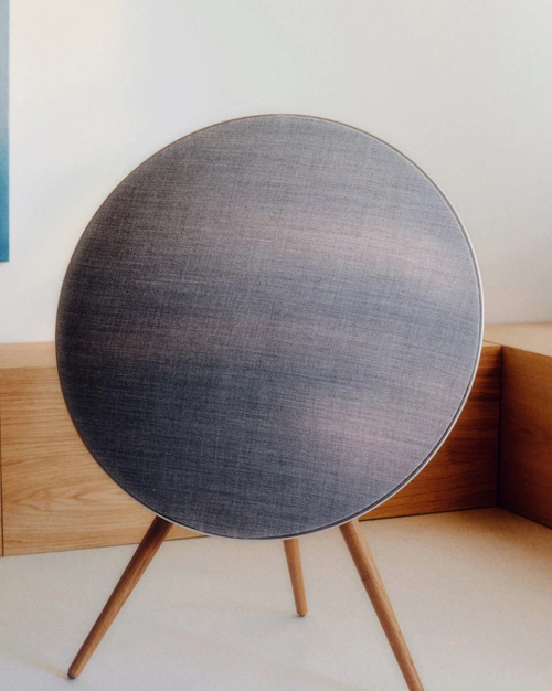 مانند دایره کامل اسپیکرBeosound A9