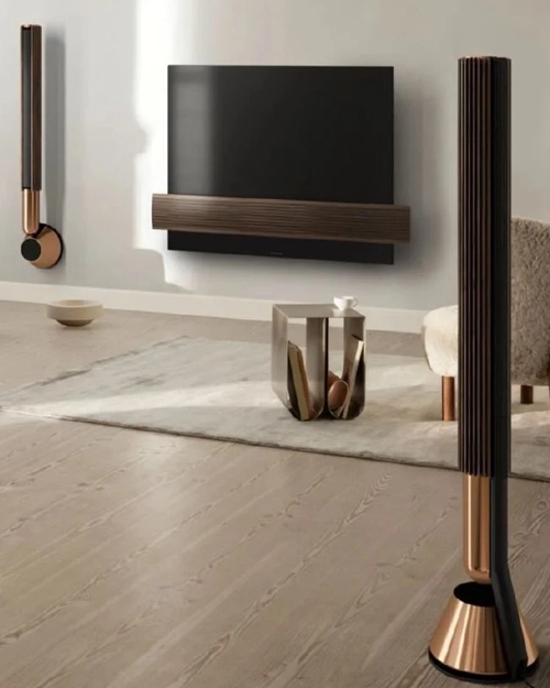 مقایسه هارمن کاردن Citation Surround در مقابل اسپیکرهای سری Beolab B&O