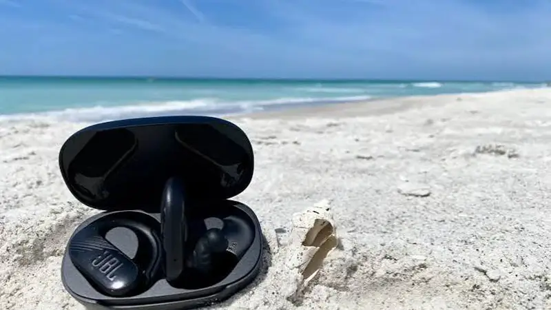 هدفون ضد آب